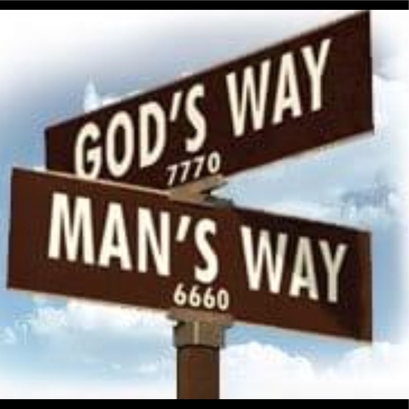 Follow my Daughter's Closet @luxurycgirls 💝 - Picture 5 of 6